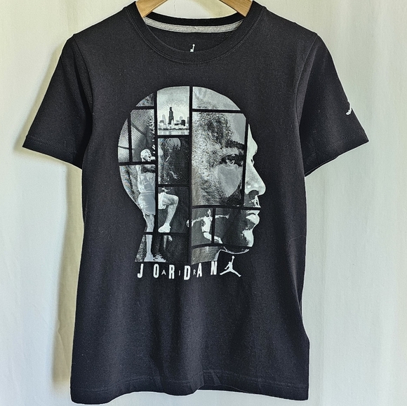 Nike Air Jordan XV Kids Black & White Graphic T-Shirt - Picture 7 of 16